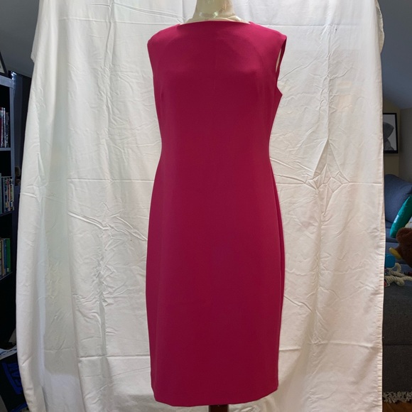 LAST CHANCE - Katherine Kelly Stunning Classic Pink Sheath - Picture 6 of 8